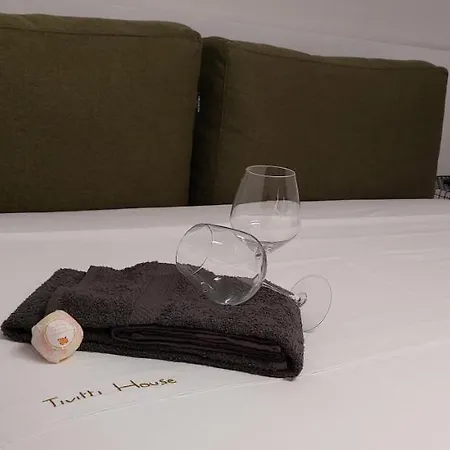 Tivitti House 別荘 カターニア
