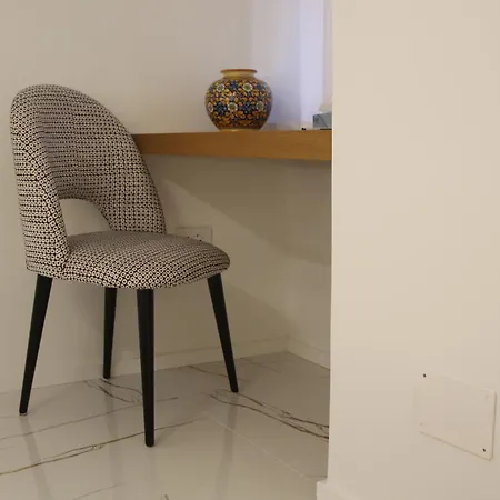 Tivitti House