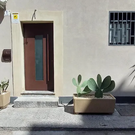 Tivitti House